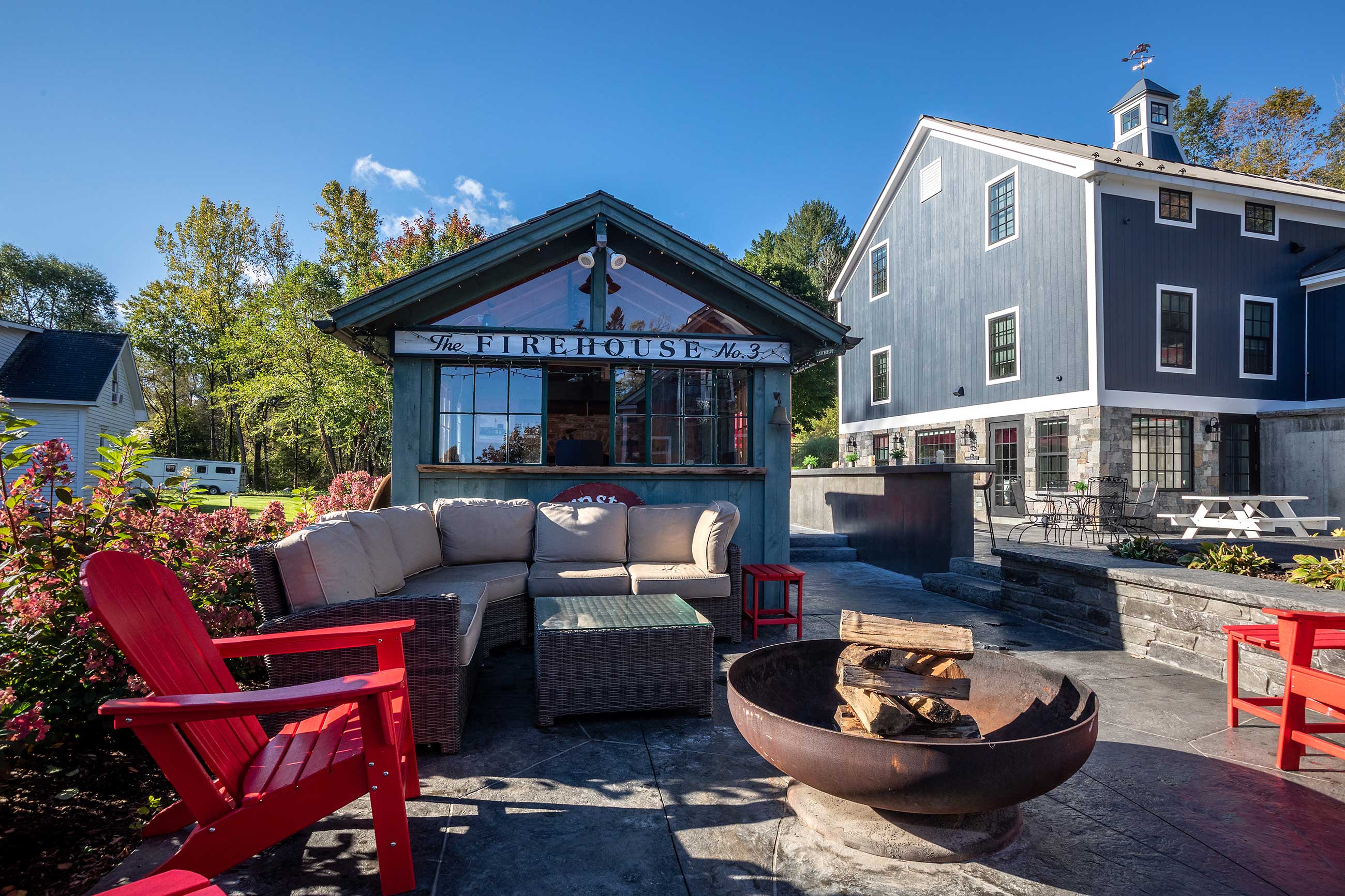 Patio & Seating Area